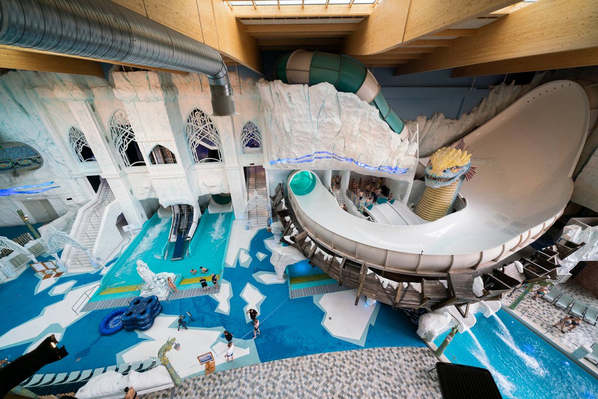 RulanticaEN's tweet photo. Welcome to #Vinterhal, where the serpent Svalgur watches you from its ice palace and invites you to an adventure. A good dose of adrenaline is guaranteed with spectacular water slides - which is your favourite? 🐍❄️ https://t.co/e3oSkYkebv