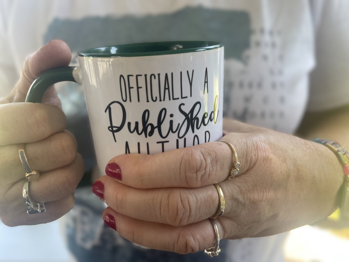 Got some exciting news to share tomorrow. Something I've been working on for the past year and looking forward to sharing with you tomorrow. #staytuned @BookHubPublish