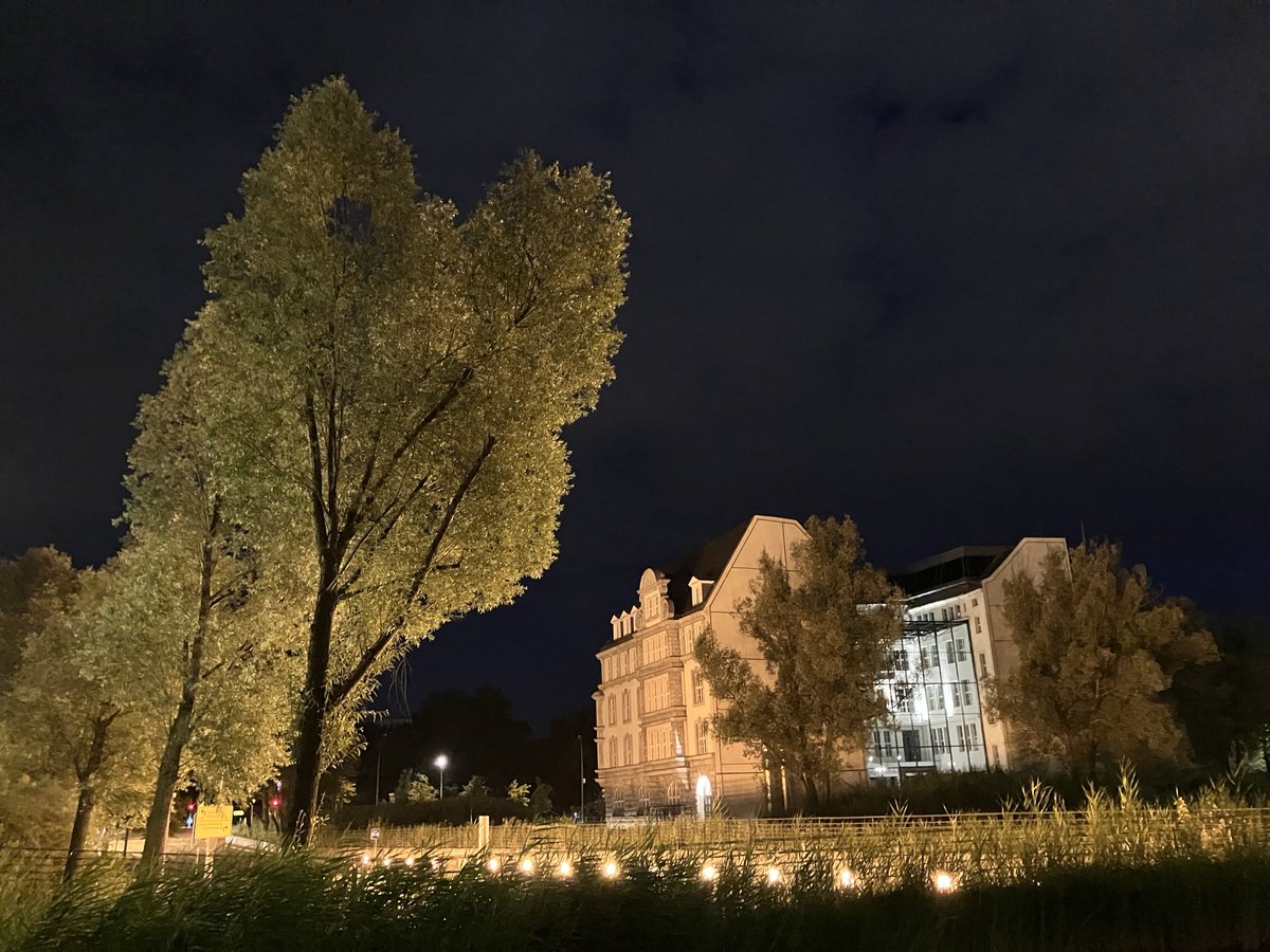 joanna pocock (@joannaofottawa) on Twitter photo Amazing screening last night at Berlin’s Arsenal Cinema. I talked about the American West & mapping & water & John Wesley Powell & the mediated landscape in Babette Mangolte’s stunning essay film ‘The Sky on Location’ (1) Amazing screening last night at Berlin’s Arsenal Cinema. I talked about the American West & mapping & water & John Wesley Powell & the mediated landscape in Babette Mangolte’s stunning essay film ‘The Sky on Location’ (1)