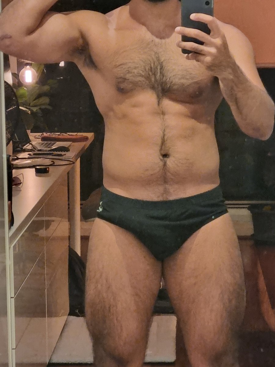 Daddy bulk mode in full swing. Who wants to be my good boy 😈