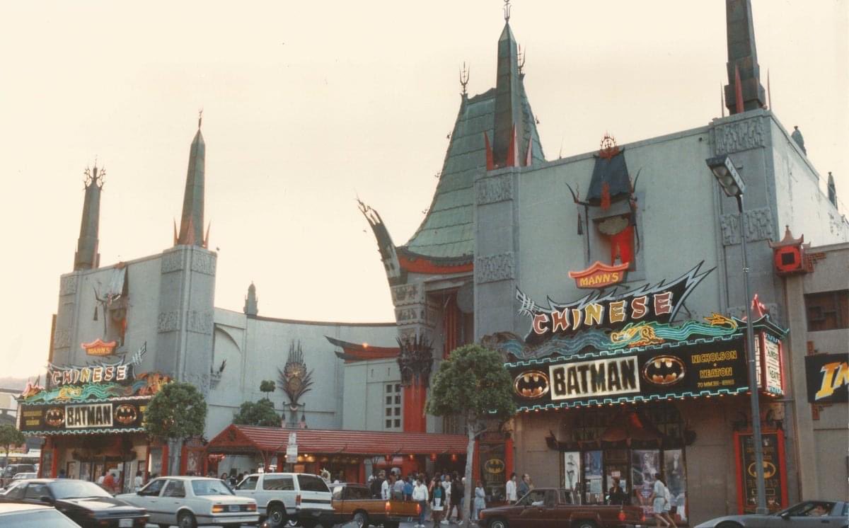 HolyBatCast's tweet image. [NEW EPISODE] On Holy BatCast #444, we celebrate 35 years of #BATMAN by discussing our memories of Batmania in 1989 and some of our favorite things associated with the film. It’s in your podcast feeds now. Have a great week! 😁🦇 #Batman89 #Batman35 

bit.ly/3zg9XDN