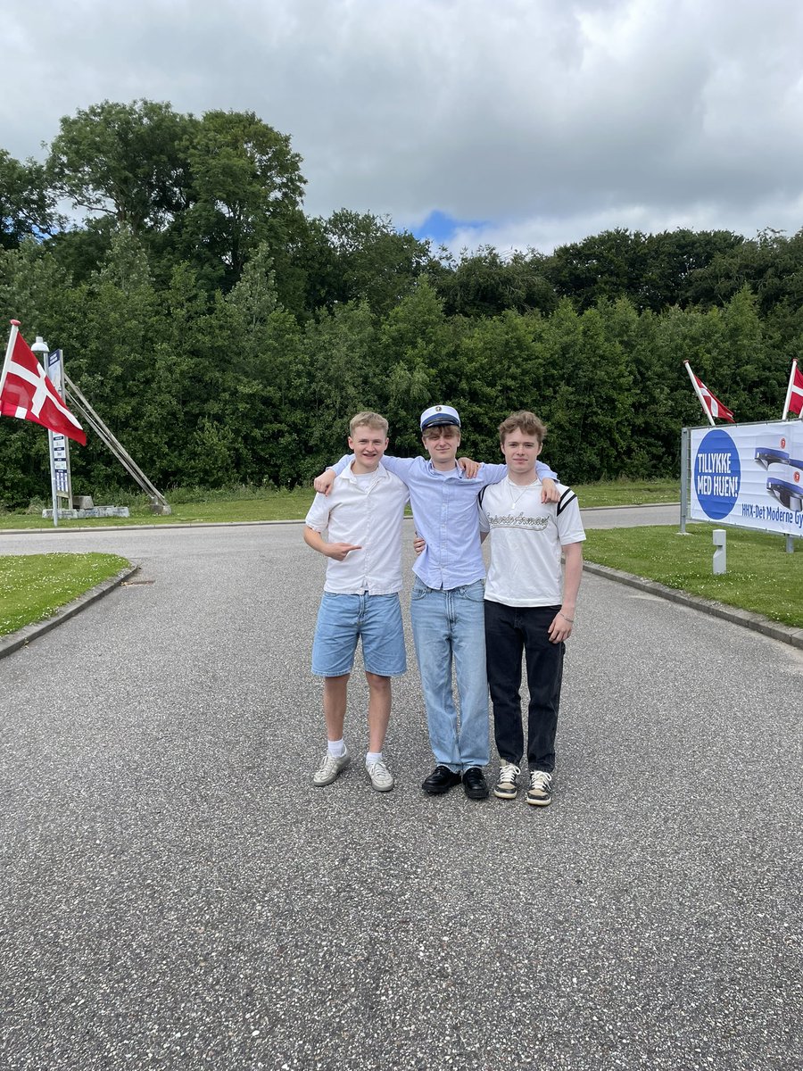 Student 2024👨‍🎓