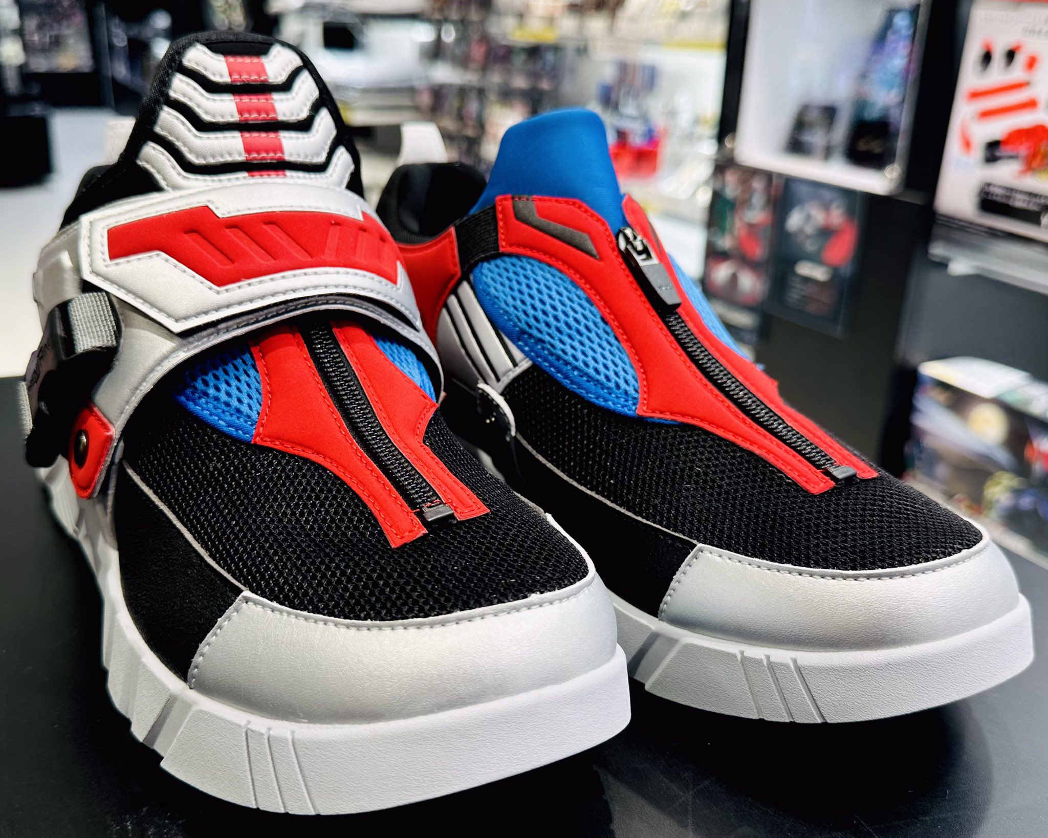 仮面ライダーカブト グローブ1:1 完全オーダーメイド Yahoo!オークション - 仮面ライダーカブト コスプレ 1/1