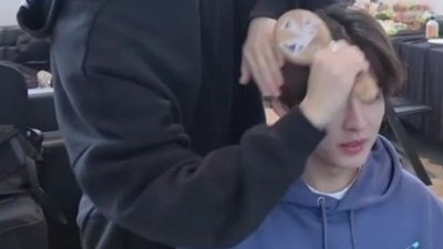 — ♡ #Minlix mini au | "the way things go"

Passed your house when I was on a train
In my mind, you'll always stay the same