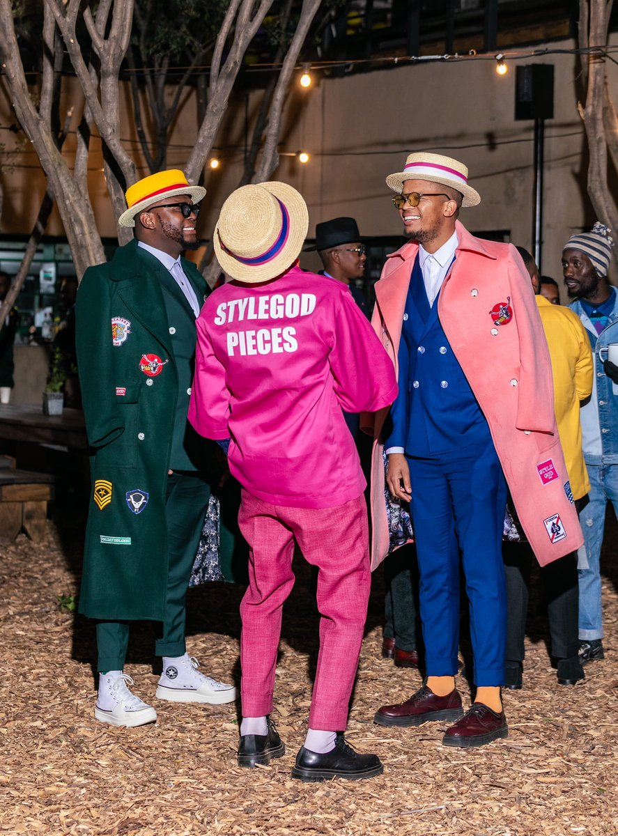 ZaExpressions's tweet photo. @project_inflamed_official ensures men are stylishly prepared for winter, showcasing fashion is the most vibrant form of expression...
#expressions 
#escape https://t.co/v6QA5IONIp