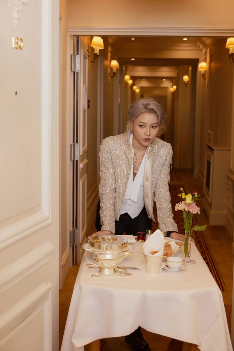 xin_potato's tweet image. XIN AT DIOR COUTURE SHOW
#XINxDiorCoutureAW24 #XINLiu #DiorCouture