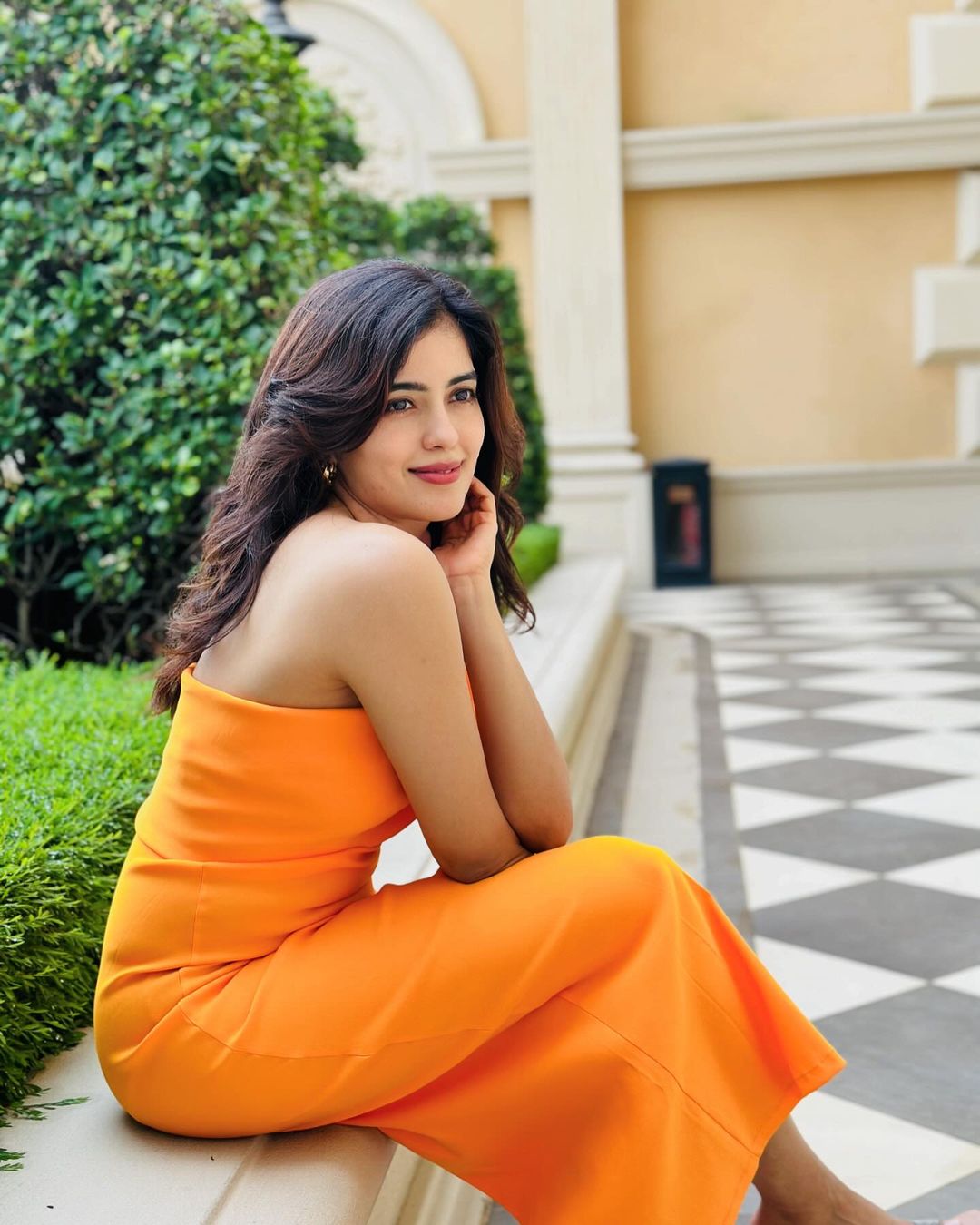 GQ1vW9BbYAAy1u8?format=jpg&name=large