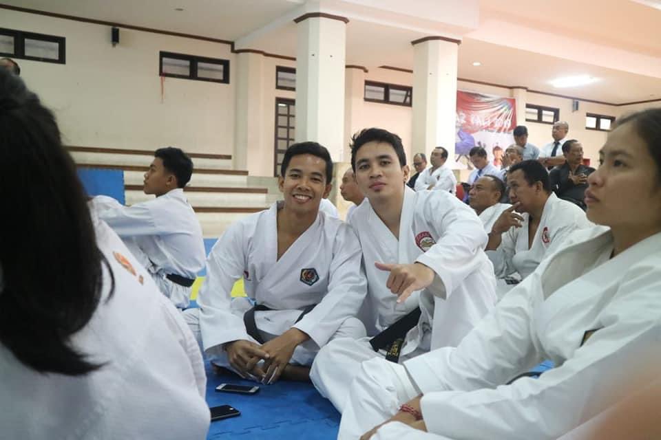 phalosaaw's tweet image. Latihan Bersama Majelis Sabuk Hitam Lemkari Denpasar

#karate #lemkari #blackbelt #karatedo