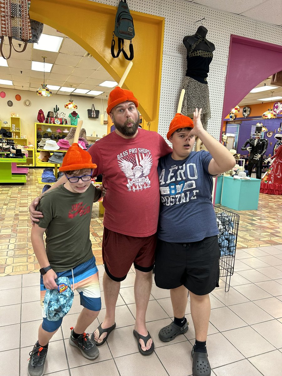 Christina Pedersen tweet media