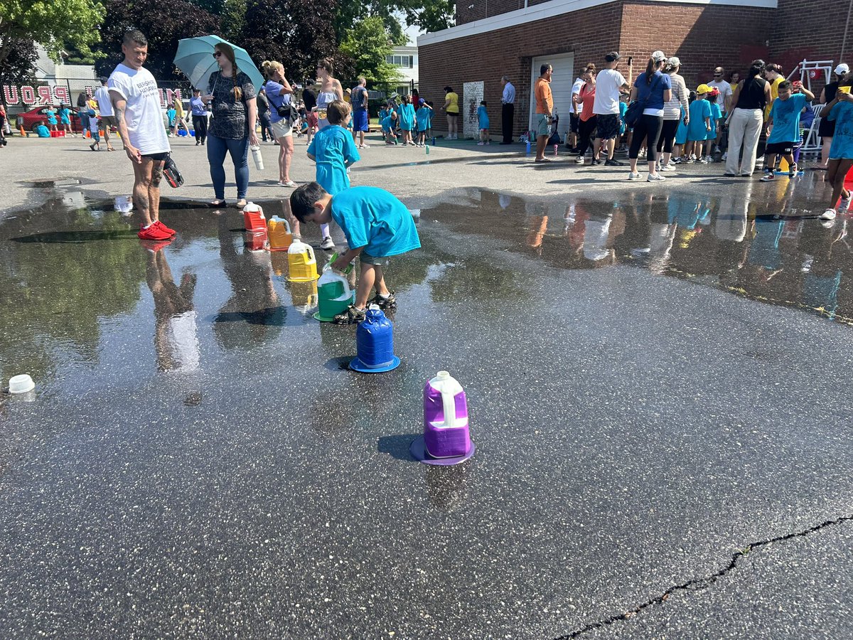 Mrs Gayson (@meadowdrivepe) on Twitter photo HUGE Thank You shout out 🎉to <a href="/HilaryHunterPE/">Hilary Hunter</a> , <a href="/MeadowDrPTA/">MeadowDrivePTA</a> & the High School Helpers on a fantastic 🤩😎💦🥵🍉🧊Field Day! “THE BEST DAY EVER” <a href="/MeadowDriveElem/">Meadow Drive School</a> <a href="/NaglersNotions/">Michael Nagler</a> <a href="/PEdigennaro4/">William DiGennaro</a> HUGE Thank You shout out 🎉to <a href="/HilaryHunterPE/">Hilary Hunter</a> , <a href="/MeadowDrPTA/">MeadowDrivePTA</a> & the High School Helpers on a fantastic 🤩😎💦🥵🍉🧊Field Day! “THE BEST DAY EVER” <a href="/MeadowDriveElem/">Meadow Drive School</a> <a href="/NaglersNotions/">Michael Nagler</a> <a href="/PEdigennaro4/">William DiGennaro</a>