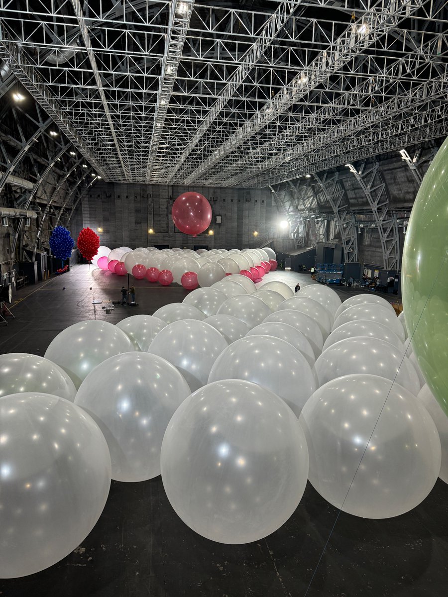 Craziest giant balloon vid we’ve ever filmed coming soon 
<a href="/MrBeast/">MrBeast</a> <a href="/Feastables/">Feastables</a>