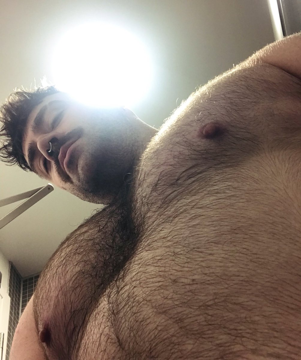 SubSnarkers's tweet photo. still on the quest for tig ol’ biddies - gettin there 💪🏻 https://t.co/Z34lRAoCZy