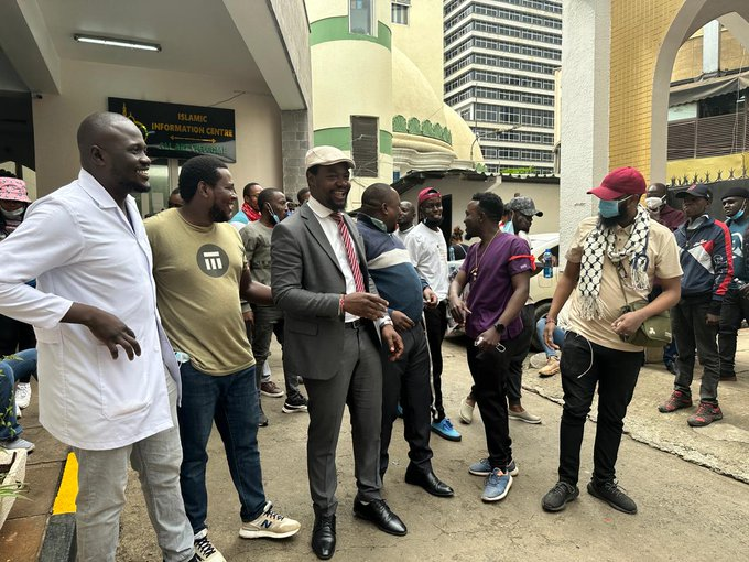 K24Tv's tweet photo. Finance Bill 2024 protests: KMPDU offers to provide sound system for Tuesday demos, urges DJs to show up https://t.co/BL6c9YLfmY https://t.co/G71SdPpfLv