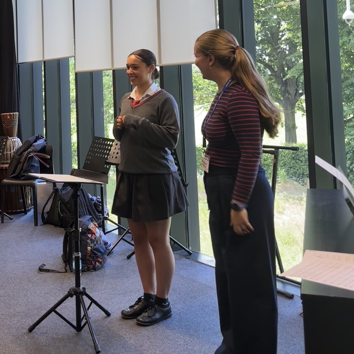 Inchant (@inchantchoir) on Twitter photo Our session ended with a Q&A with Emma and Mia, which covered everything from what to do when you need to sneeze on the podium, to how to look confident even if you don’t feel it.
🙏 Thank you to <a href="/RoyalAcadMusic/">Royal Academy of Music</a> for supporting this workshop through Emma’s Meaker Fellowship. Our session ended with a Q&A with Emma and Mia, which covered everything from what to do when you need to sneeze on the podium, to how to look confident even if you don’t feel it.
🙏 Thank you to <a href="/RoyalAcadMusic/">Royal Academy of Music</a> for supporting this workshop through Emma’s Meaker Fellowship.
