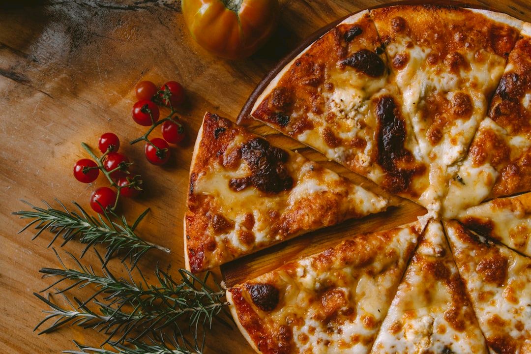 MarvinMathCat's tweet photo. Tip: To teach fractions, use pizza slices. 🍕Explanation: Cut a pizza into different fractions and let students visualize and taste the parts. Each slice represents a fraction of the whole pizza.
#MathspirationWithMarvin #MathInEverydayLife #Fractions
#MarvinTheMathCat https://t.co/UyGEYxPR5M
