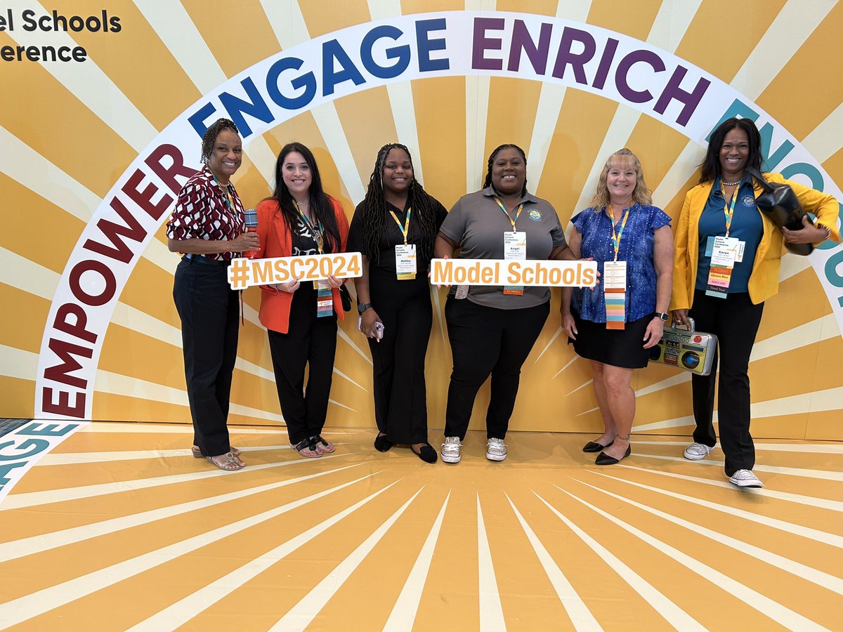 Stefanie Elliott tweet media