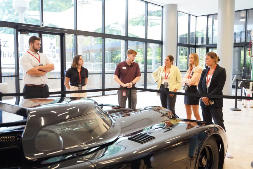 GatorsVB's tweet image. Okayyy Gaby 😍

🗣️ “The NIL Summit was such a great opportunity to represent my university, while making new connections with student-athletes from around the nation.”   

#GoGators x #NILSummit