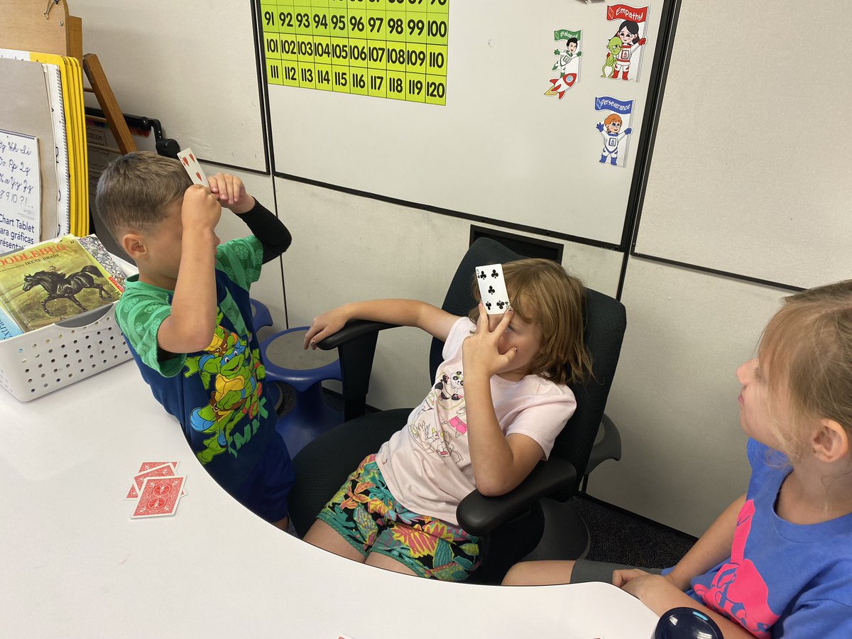 AFleckal's tweet image. We practiced finding missing addends with a game of “Salute” this afternoon!  @ShoalCreekStars @LPSSummerAdv #starssc #LPSSummer2024