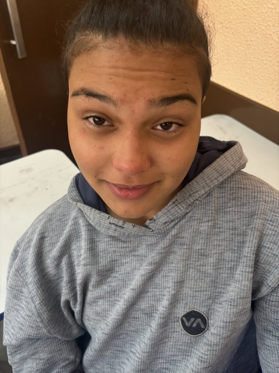 kittykokk's tweet image. oq a maconha não faz na vida das pessoas 💔💔💔💔 #diganão