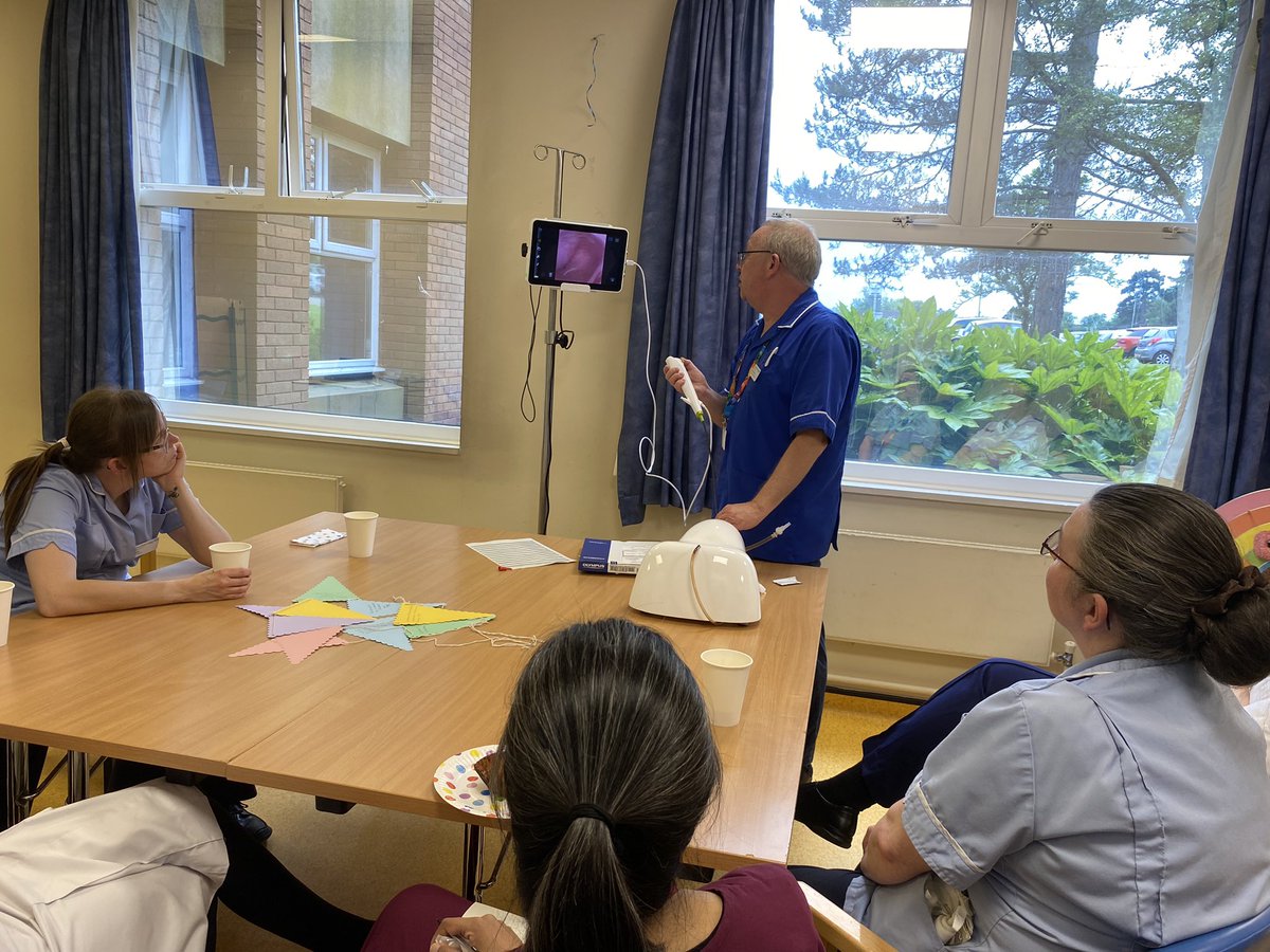 ward28aUHL's tweet photo. Last week we celebrated continence week with lots of education. Urodynamics, bladder pain, ISC, Botox treatment and male incontinence. A huge thank you to all our speakers 👏 @CHUGGScmg @Leic_hospital https://t.co/nRKp7aQGkg