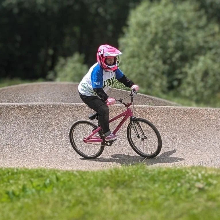 Andy Hodson tweet media