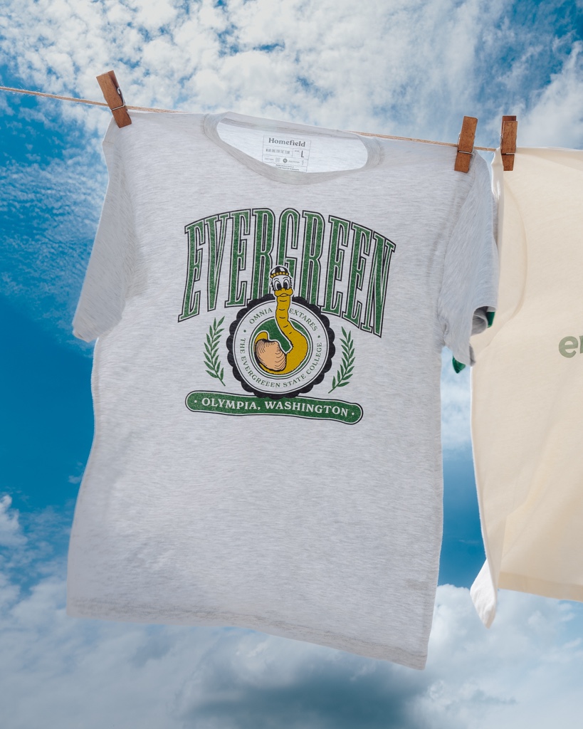 HomefieldApparl's tweet image. Our 6-piece Evergreen State collection launches this Friday at 10am ET!

THE GEODUCKS
homefield.attn.tv/p/coN