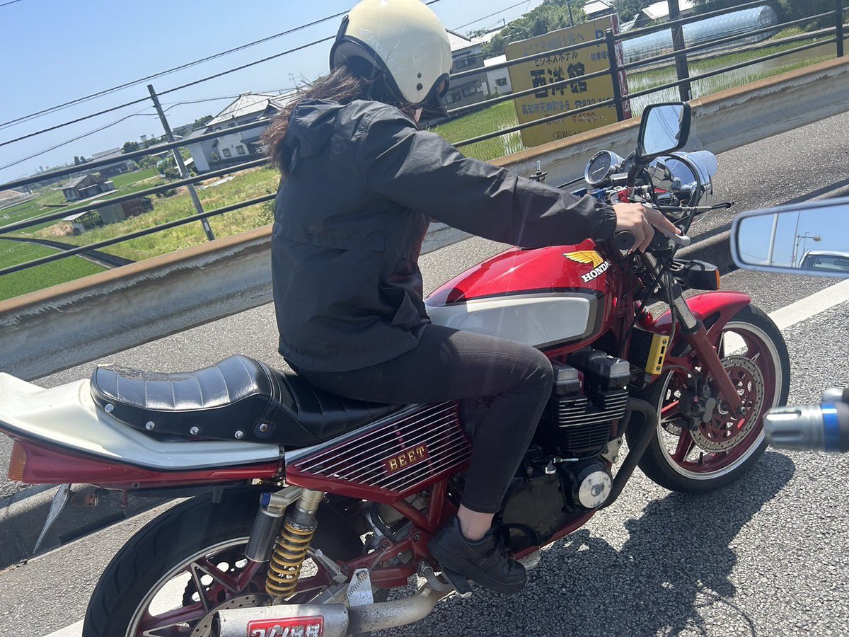 cn21_7's tweet photo. そいえばこないだ久々にまりさんと🏍♡ https://t.co/2Xf4ErHyZK