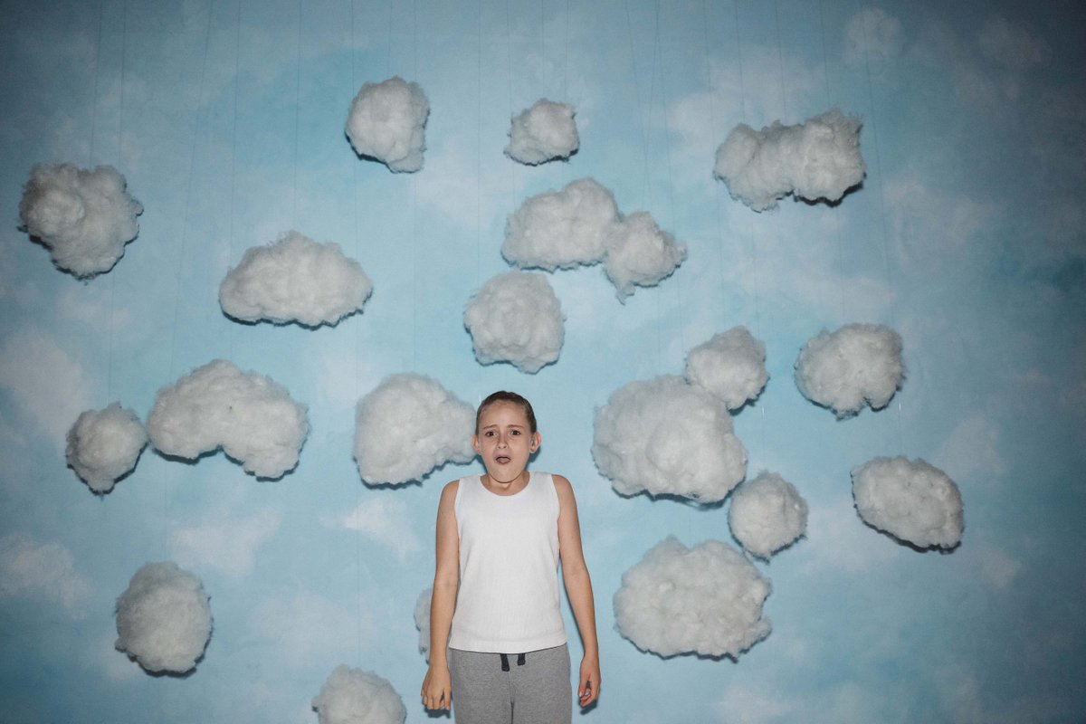 MovistarPlus's tweet image. 👉Ganadora del Premio del Jurado en el Festival de Sundance.
👉Nominada al BAFTA a la mejor película británica.
Una niña huérfana decide cuidarse sola engañando a los servicios sociales... hasta que aparece su padre con la intención de quedarse...

🎞️#Scrapper, ¡ya disponible!