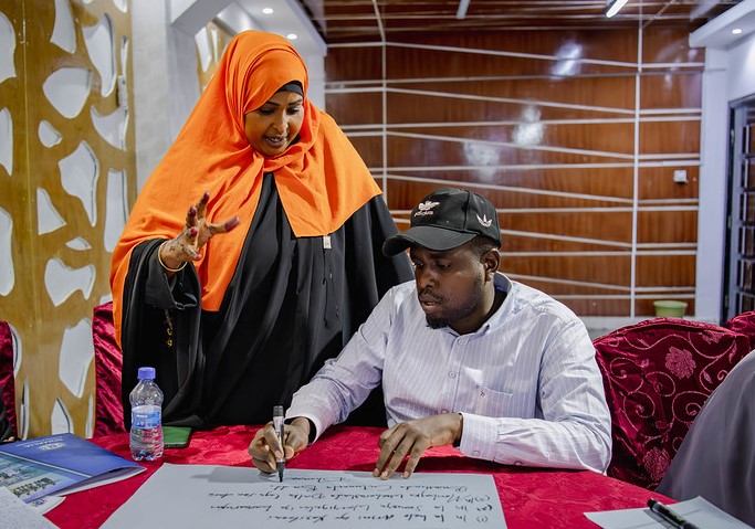 UNSomalia's tweet photo. 5/7) Updating on #women in #Somalia, Mr. Swan noted that legislation should include #quotas to guarantee their meaningful #representation in decision-making. He told the #UNSC that the #UN will continue “to engage federal and member state governments on the importance of increasing and codifying women’s political #participation.“