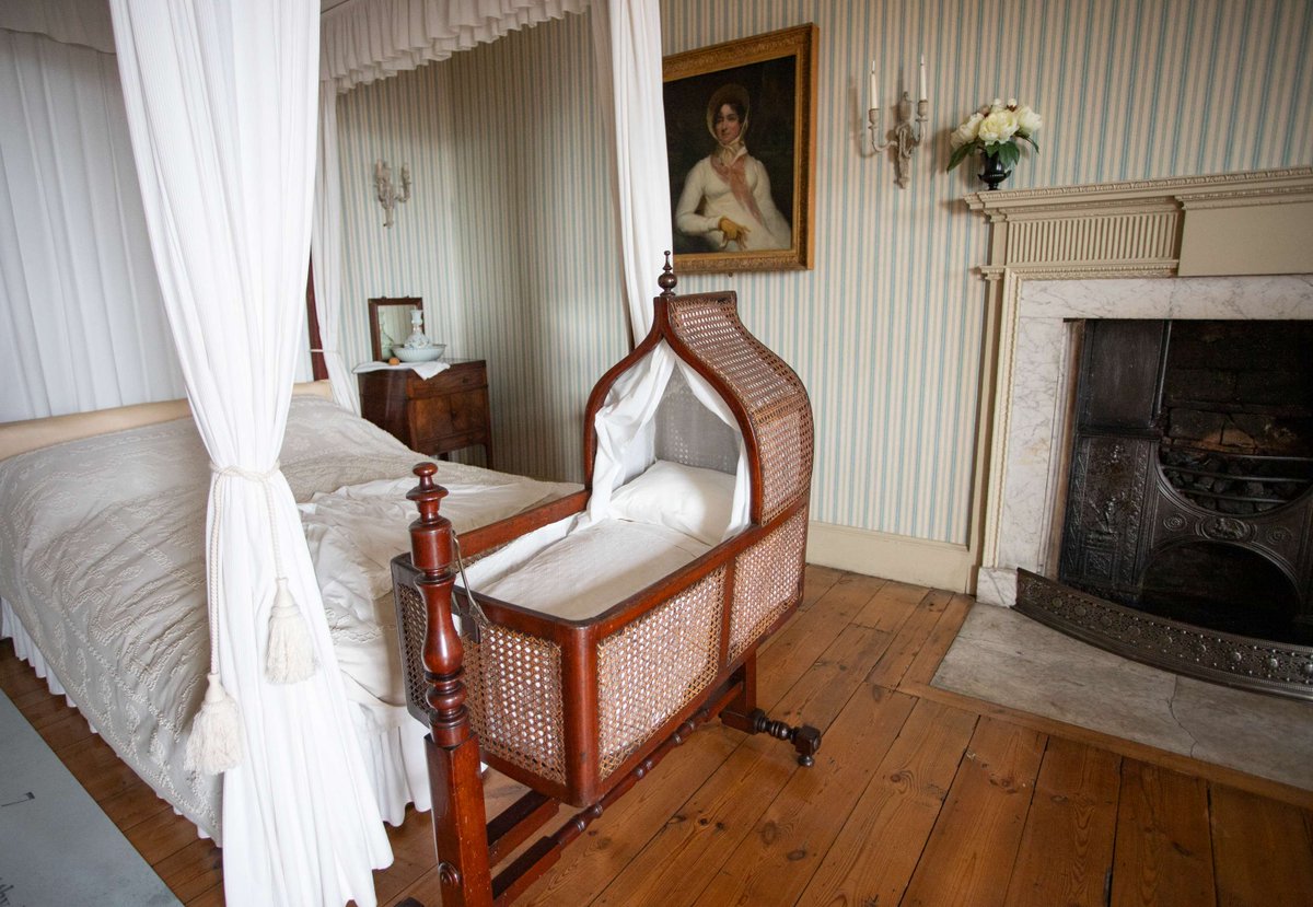 ❔Have you ever visited The Georgian House Museum? 
The museum is a fascinating insight to what a Georgian Bristol home and family life would have looked like for those upstairs &amp; downstairs. It's free! 

📅Open 11am to 4pm Saturday, Sunday, Monday &amp; Tuesday.
📍 7 Great George St