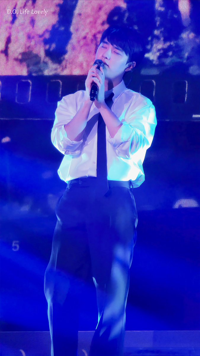 dolifelovely's tweet photo. 괜찮아도 괜찮아⋆˚.•✩⋆🎵

#BLOOMinTaipeiD2
#FANCONCERT_BLOOM
#함께할게_도경수_BLOOM
#경수 #디오 #도경수 #KYUNGSOO #DO (D.O.) #Dohkyungsoo #都敬秀 #ド・ギョンス https://t.co/sofP25bz07