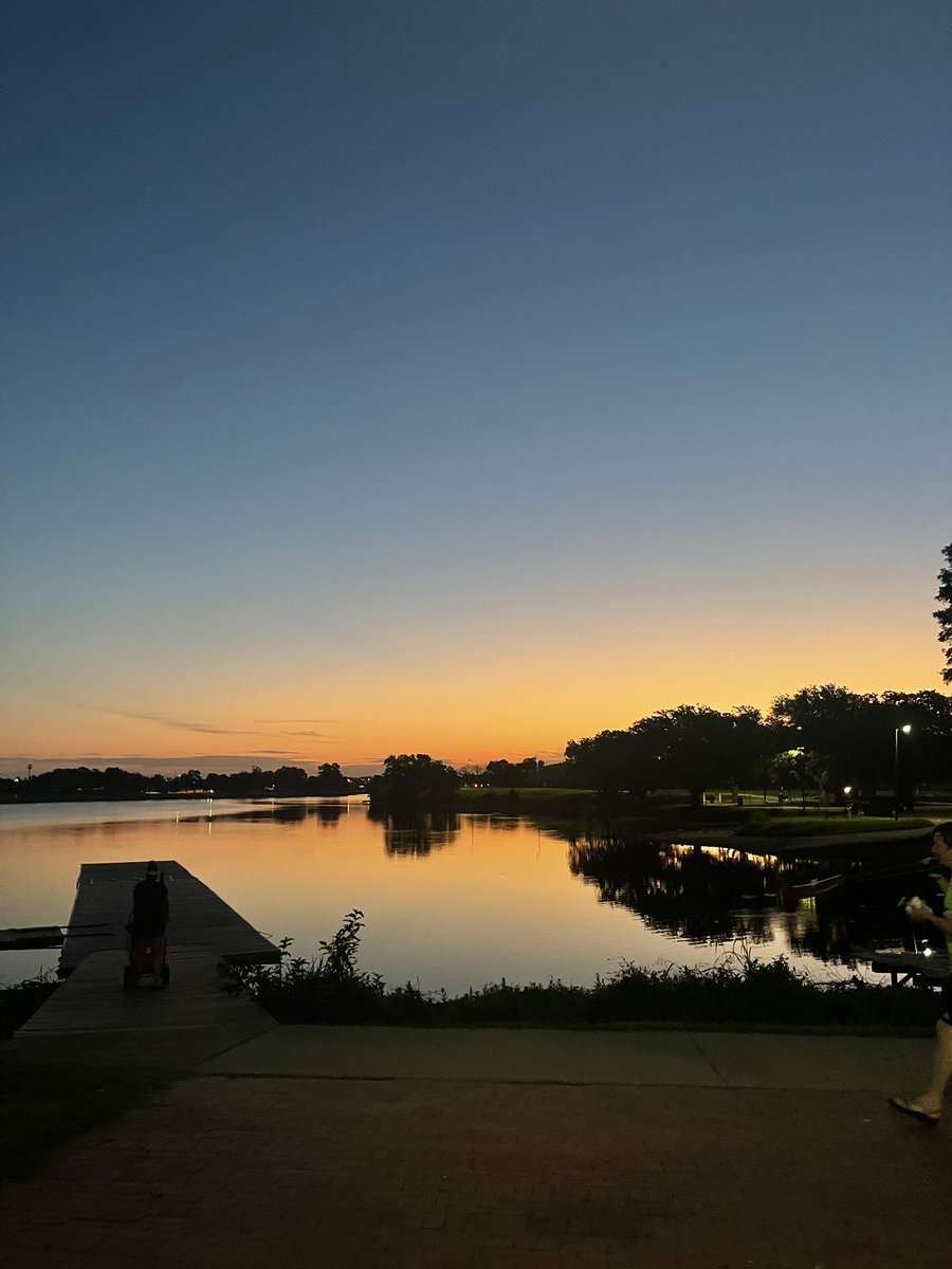 Time to rise and row! #EarlyMorningPractice