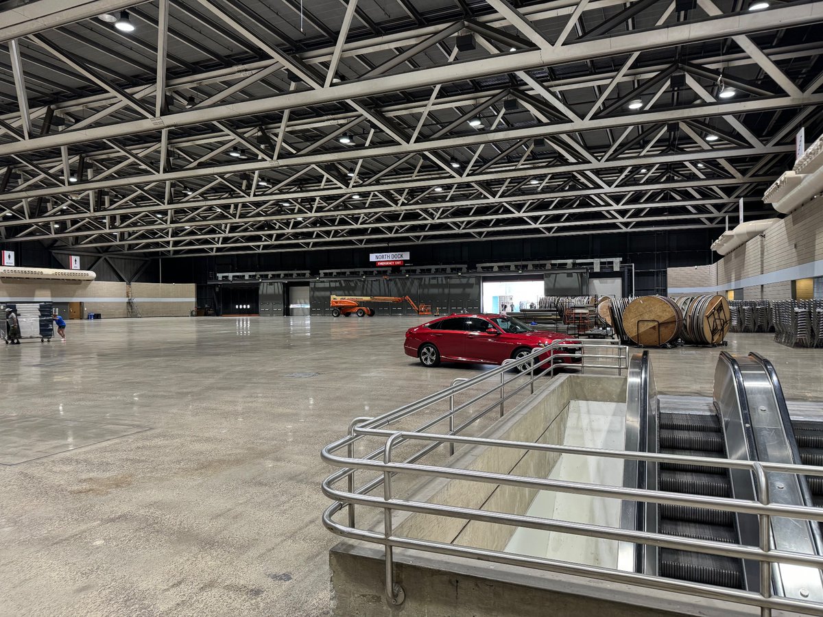 Jonathan Mills tweet media