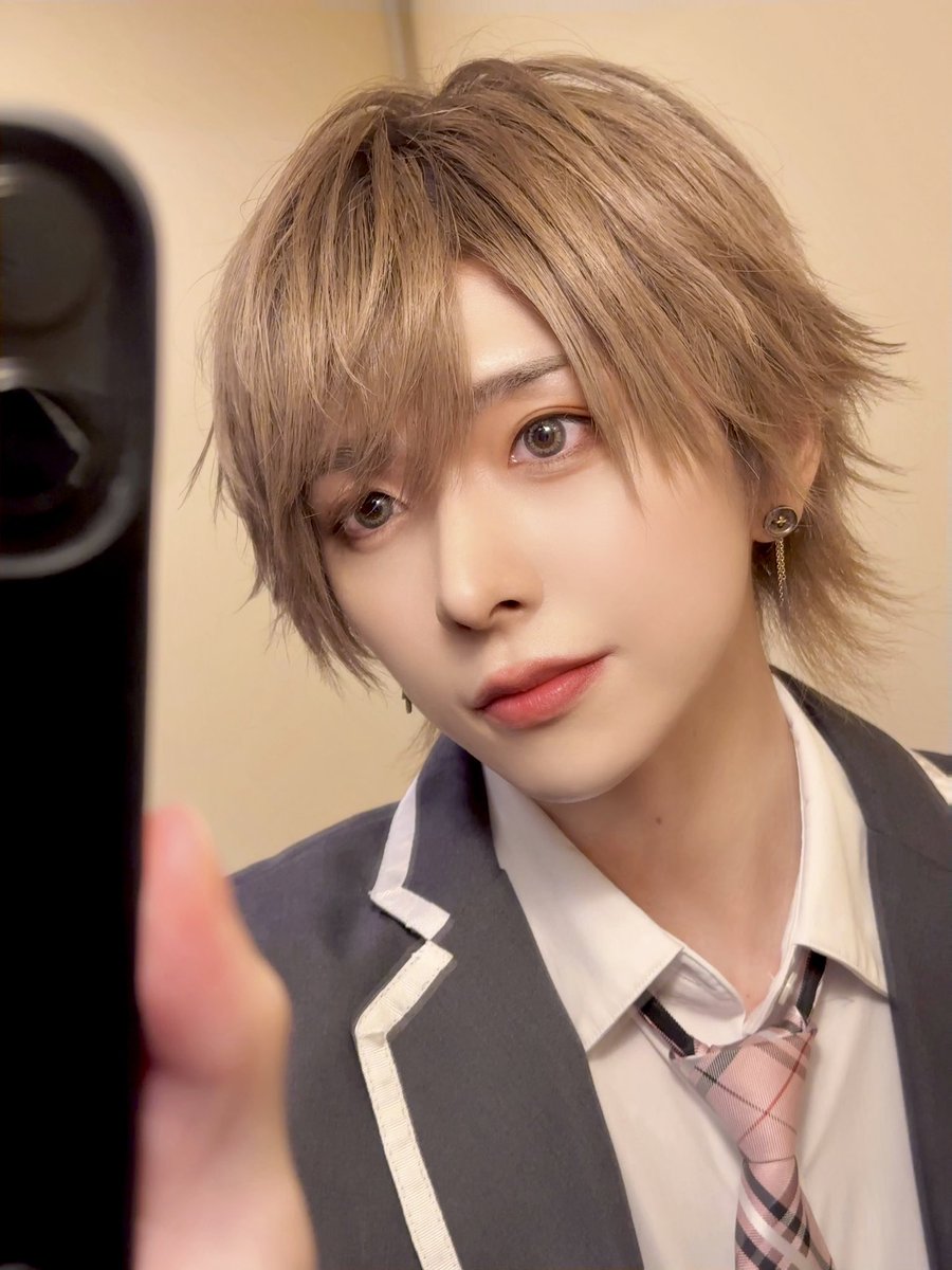 sakura_lvsk's tweet photo. なんかめっちゃ平成 https://t.co/G2EOBlOnYg