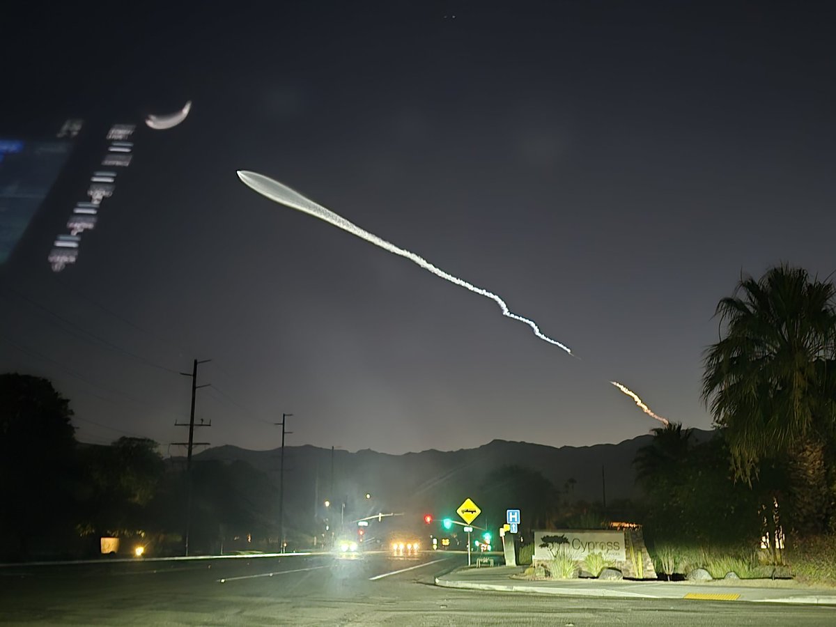 DavidsonMLD1's tweet photo. Saw SpaceX launch last night.  Pretty cool! https://t.co/9fgjxddaHB