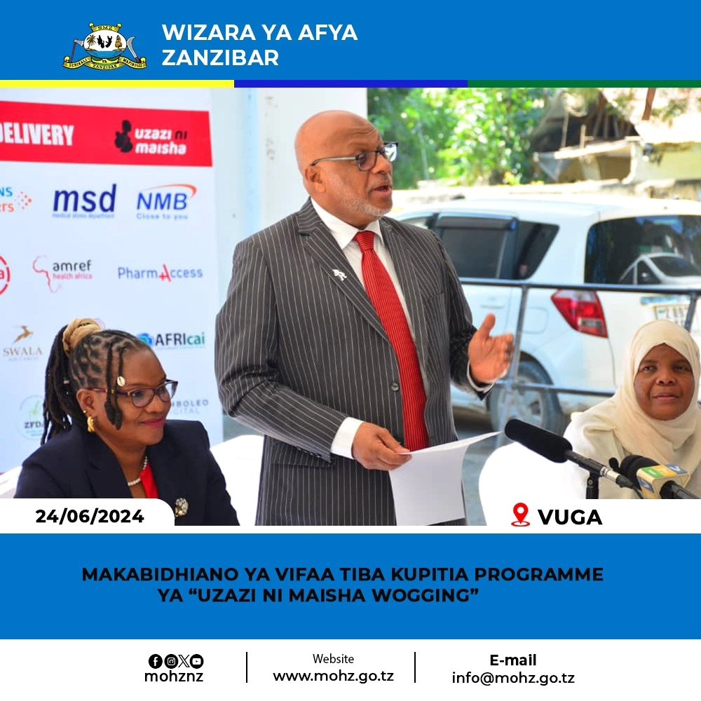 mohznz1's tweet photo. Matukio katika Picha:
Wizara ya Afya Zanzibar imekabidhiwa Vifaa Tiba kupitia Programme ya "UZAZI NI MAISHA WOGGING" inayoendeshwa na Shirika la Amref.
Mgeni rasmi katika Makabidhiano hayo alikua Waziri wa Afya Zanzibar Mh.Nassor Mazrui...
cc: @AmrefTanzania https://t.co/z2jZ5SxRwZ