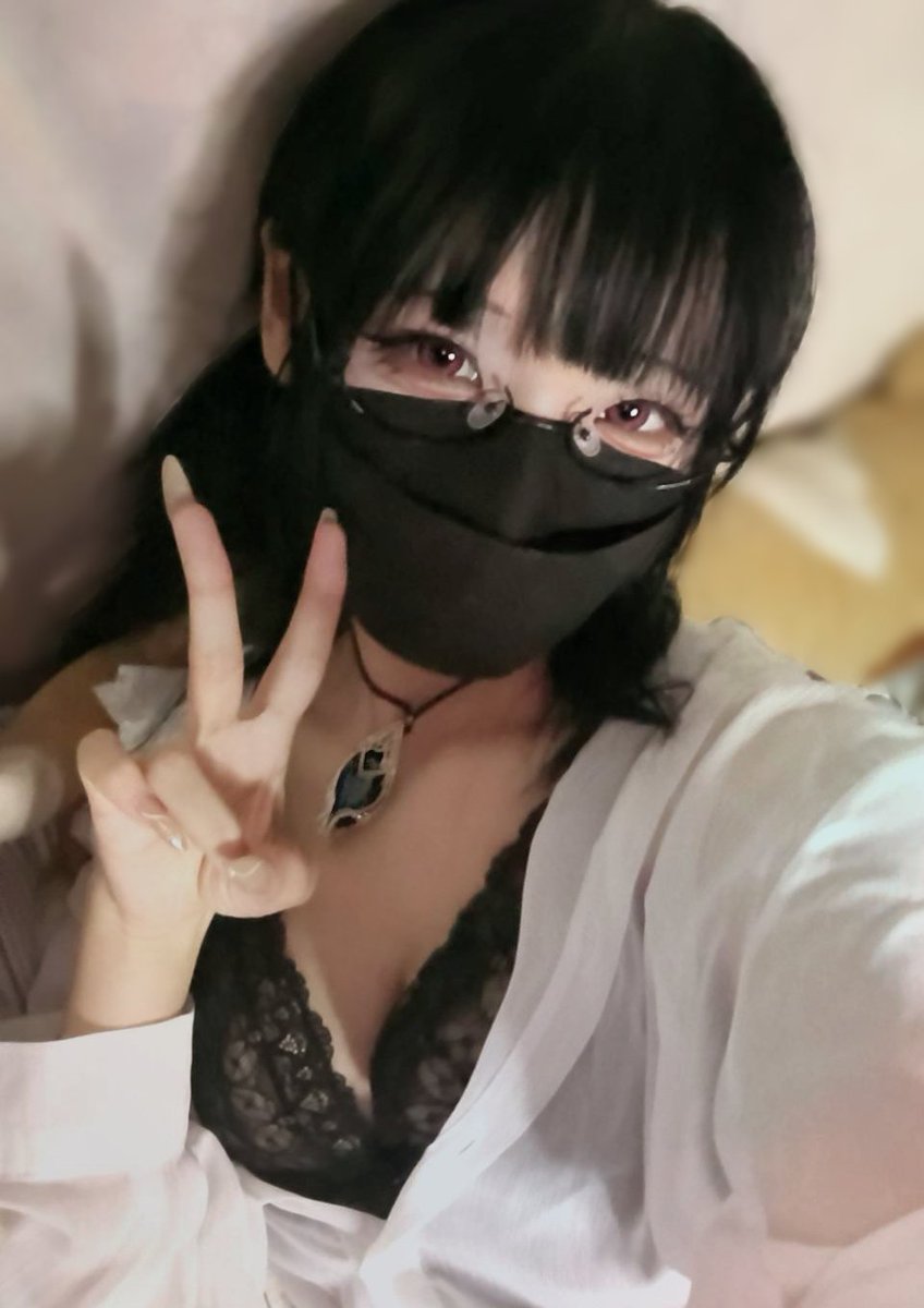 晚安💜

這禮拜日有參加「樂炬空間」的醇郁女僕活動，大家記得來找狐狐呀٩(๑•̀ω•́๑)۶ https://t.co/qRpSV6tEjp