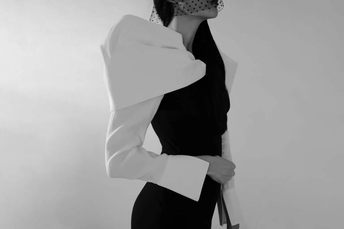 IconicEco's tweet photo. ¿Quieres Brillar como Tamara Falcó? Descubre la Elegante Blusa RINNACE que lució en el programa Got Talent. RINNACE nace de una pasión profunda por la moda y un compromiso inquebrantable con la sostenibilidad.  https://t.co/yuPHphiiTF #tamarafalco #sostenible #madrid #moda https://t.co/XMfD4MYldZ