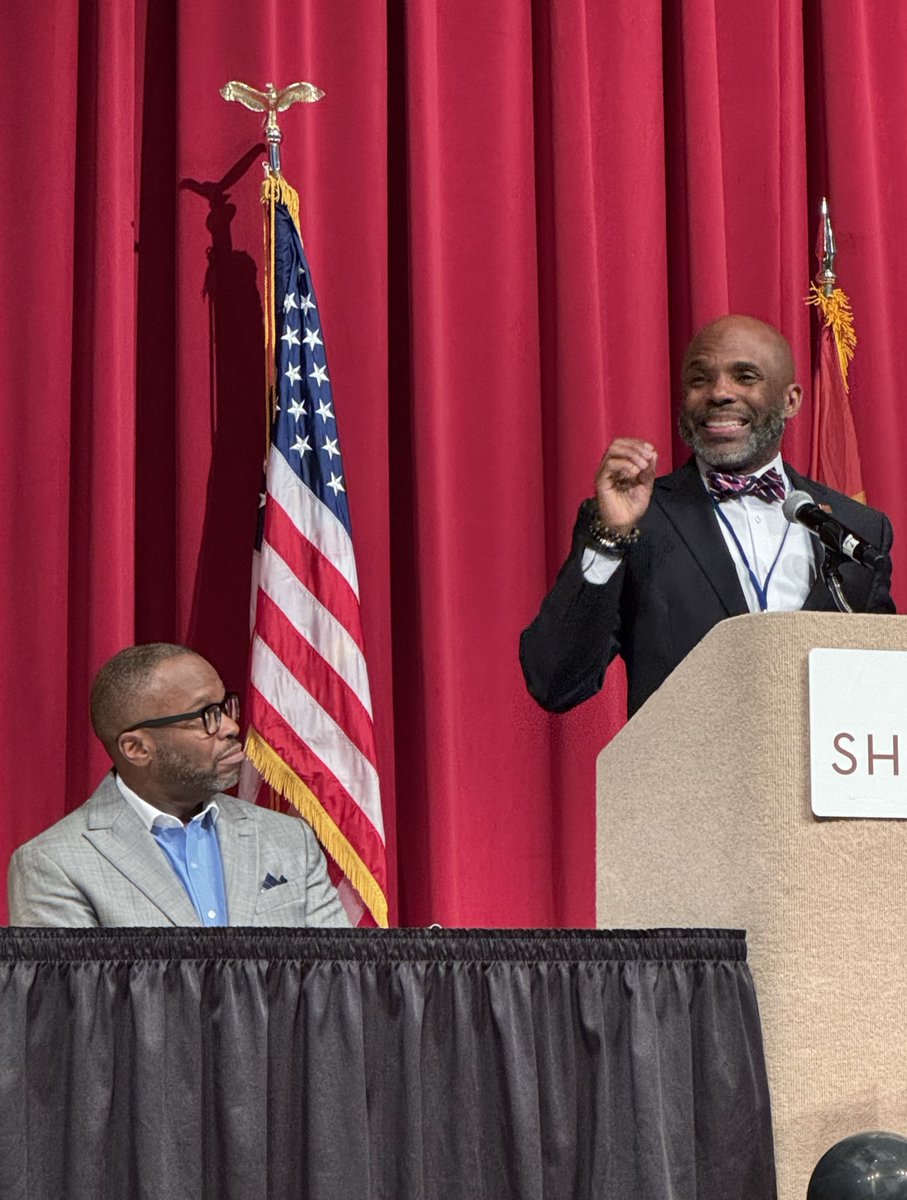 nahroceo's tweet photo. NAHRO President @gguy challenged #housers to think big at SERC NAHRO's 2024 annual conference. His support of NAHRO's emerging leaders was powerful, as he called for bold vision at all levels of the NAHRO system. -MT https://t.co/XQhuqx79mW