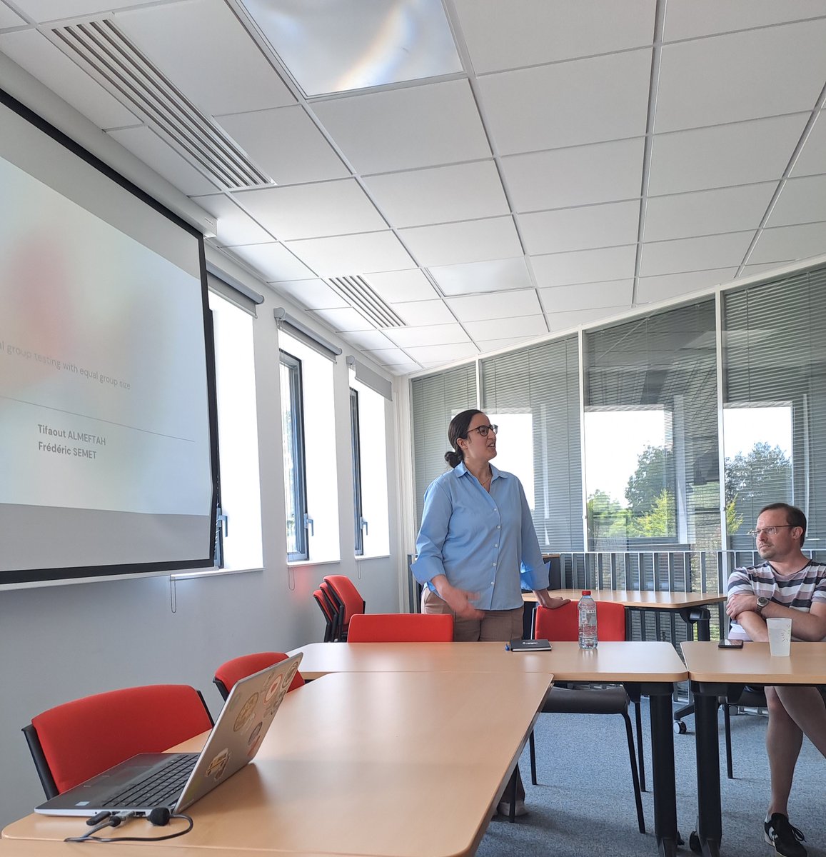 frederic_semet's tweet photo. Nice presentation of Elise Françoise, student at Centrale Lille @CentraleLille,  presenting the results of her internship at INOCS @TeamINOCS  co-supervised with T. Almeftah and D. Cattaruzza. https://t.co/ahc2EOz14C