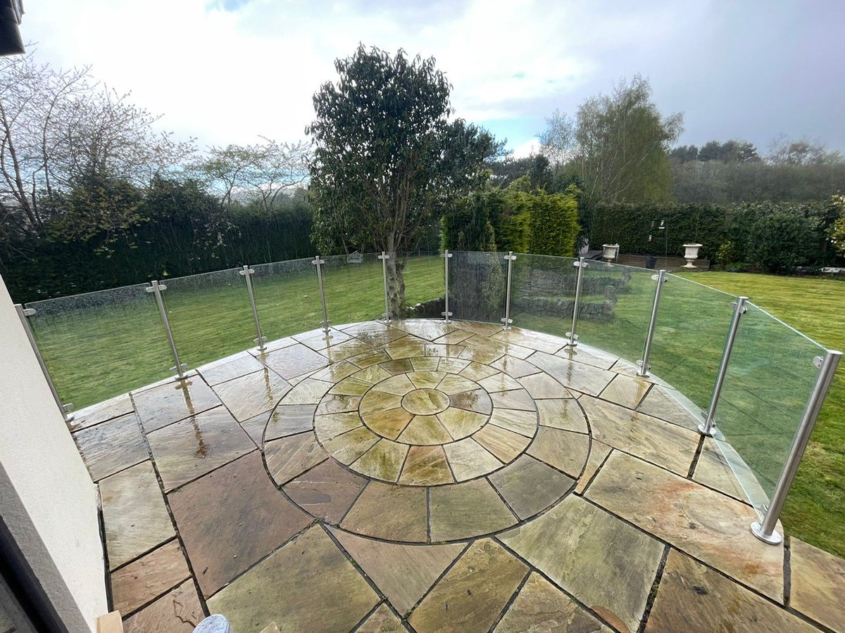 Cheadle Glass Systems tweet media