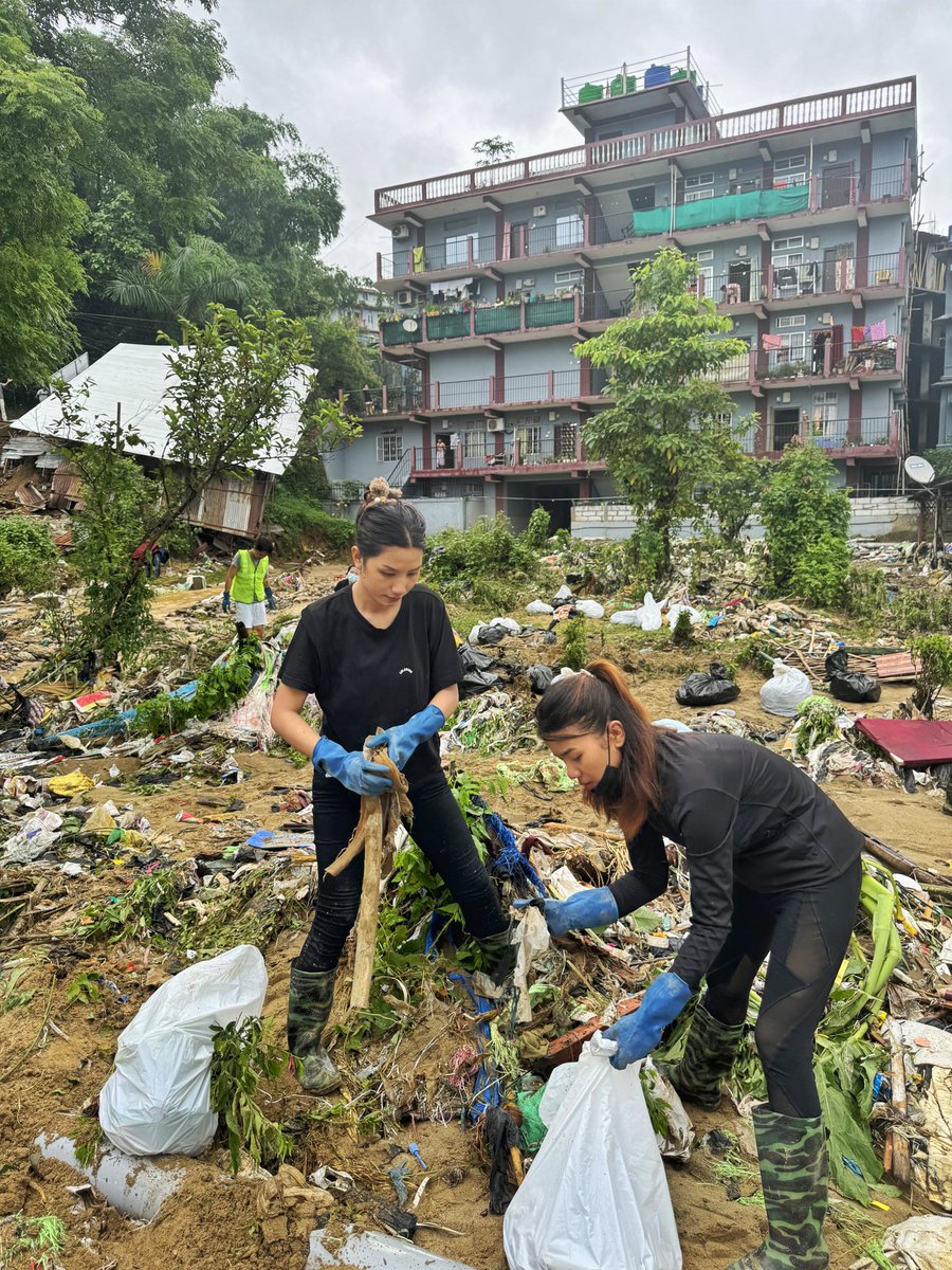 MissArunachal's tweet photo. We're incredibly proud to share that our Reigning Kingfisher Miss Arunachal 1st Runner-up, Taba Anya, and 2nd Runner-up, Adam Wangsu have shown that true beauty lies in action.

So Proud you both 💕 @anya__taba @adam_wangsu_

@PemaKhanduBJP @OfGoap @KentoJini https://t.co/f4szcmNP5f