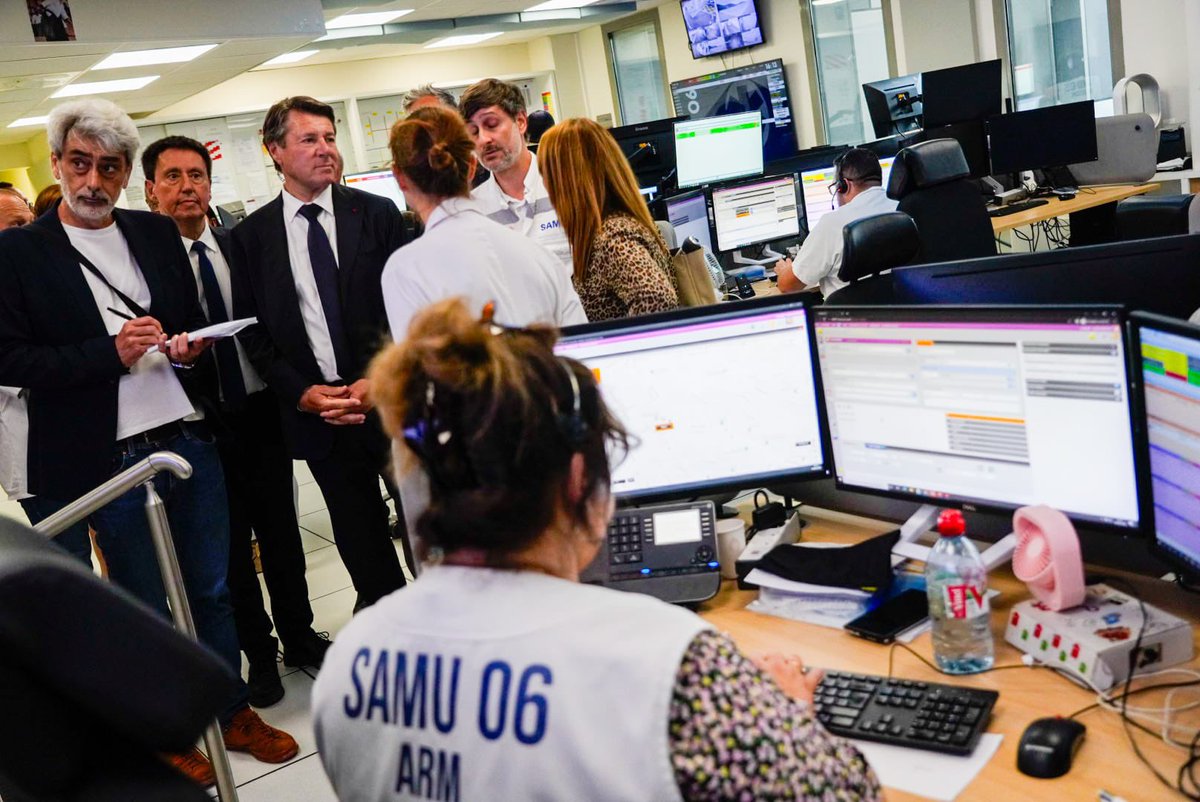 Aux urgences Pasteur avec Dr <a href="/pimou06/">PM Tardieux</a>, Chef de pole urgences <a href="/CHUdeNice/">CHU de Nice</a>, Dr <a href="/Didigadit/">Didier Giolito</a>, et Dr <a href="/ContentiJulie/">contenti julie</a>, Vice-Chef de pole des urgences. L'occasion de faire le point sur le dispositif déployé avant l’accueil des événements sportifs dont <a href="/LeTour/">Tour de France™</a> et la période estivale.