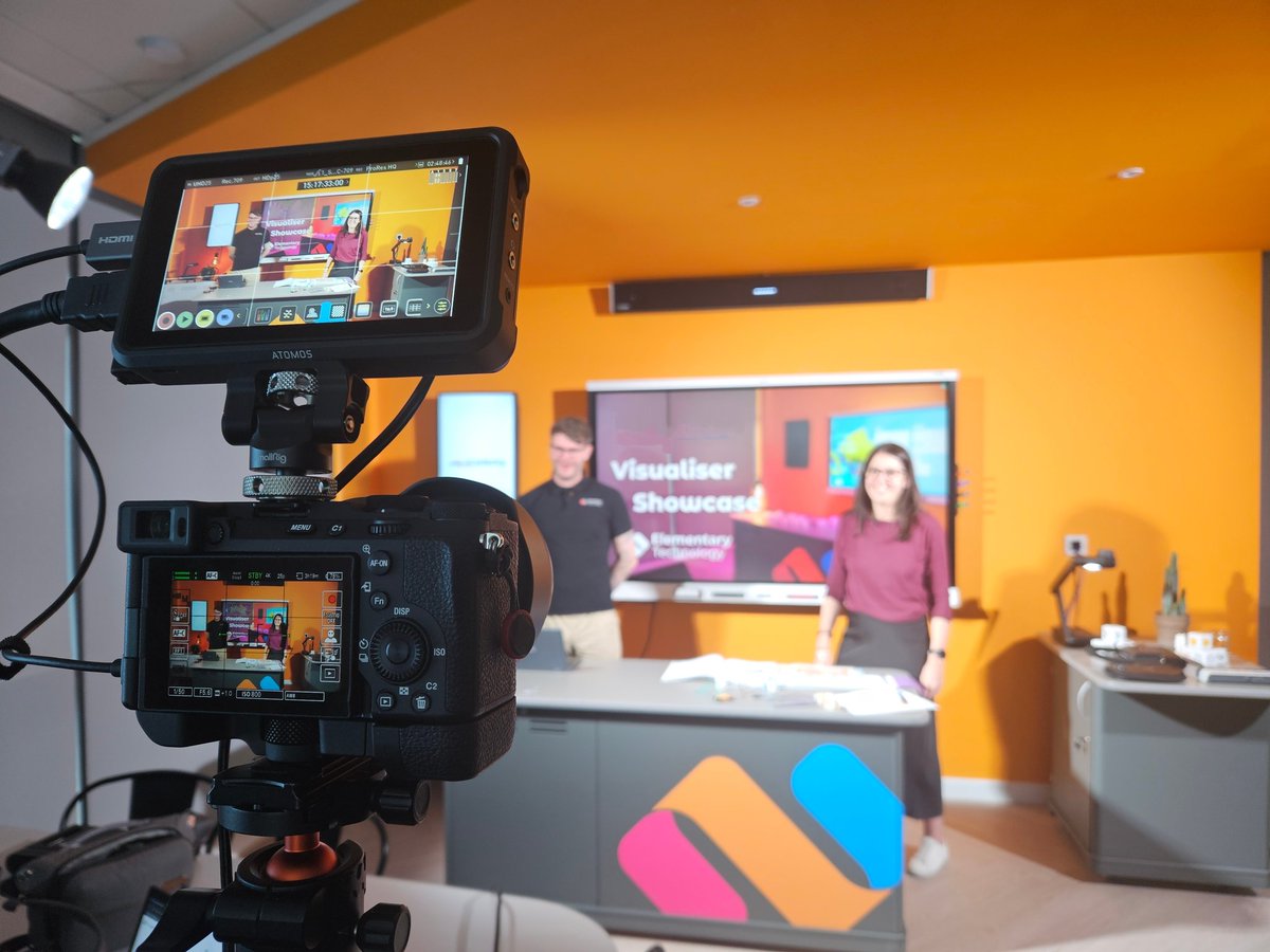 Going live with a visualiser workshop for a MAT! Live online from our Experience Centre.

Low cost, high impact technology for learning ✨

Delivered most excellently by <a href="/MissCMayers/">Christine Mayers</a> and <a href="/samwilks10/">The Visualiser Guru</a> 💪🏼