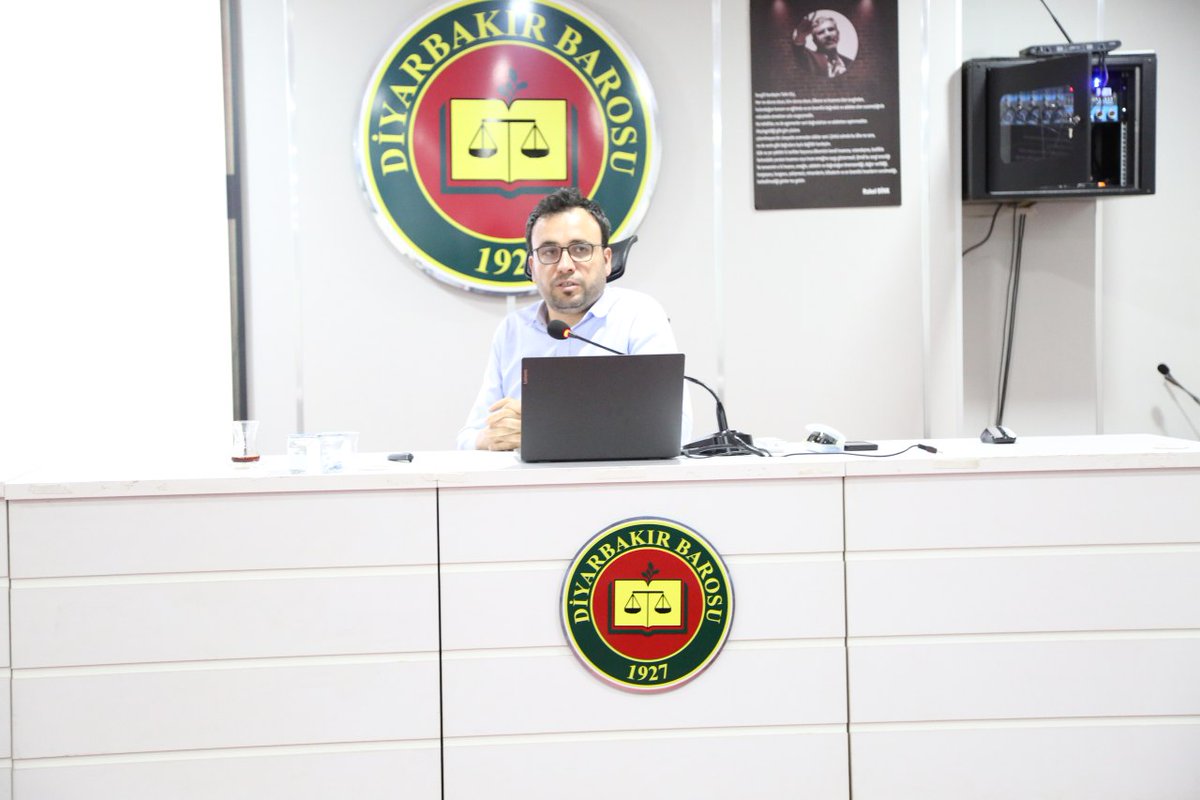 dbegitimmerkezi's tweet photo. Haziran Ayı Staj Eğitim Programı kapsamında 'Ticaret Şirketlerinde Avukatlık ve İn-House Avukatlık Pratiği' konulu eğitim Av. Tahir ELÇİ Konferans Salonunu'nda yapıldı. Katkılarından dolayı Ankara Barosu üyesi Av. Bişar Sercan DEĞİRMENCİ'ye teşekkür ederiz. https://t.co/xH1RNlma3o