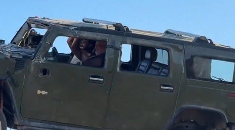 legallysugan's tweet photo. #Vidaamuyarchi - This looks like a very scary ride..😲 Thala #Ajithkumar and #Arav .. 💥🤝 https://t.co/PwmJJrvgO6