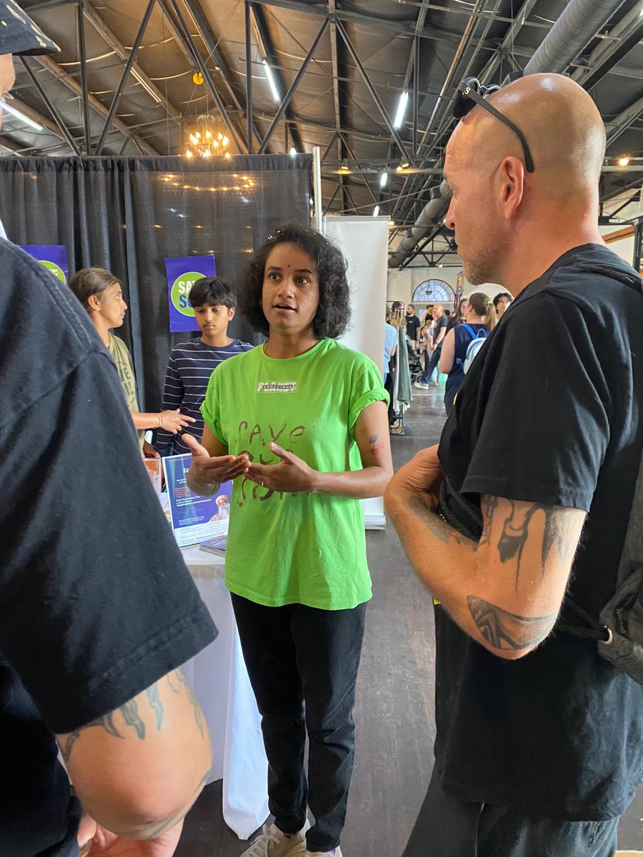 Ksareen30's tweet photo. Through everyone’s efforts - Louisville, Kentucky was able to obtain 67 signatures on Save Soil letters to President Biden and 67 to Governor Beshear. This event was attended by over 5,000 people.
#BlueGrassVegFest
#SaveSoil
@cpsavesoil https://t.co/E4eS4dVFM8