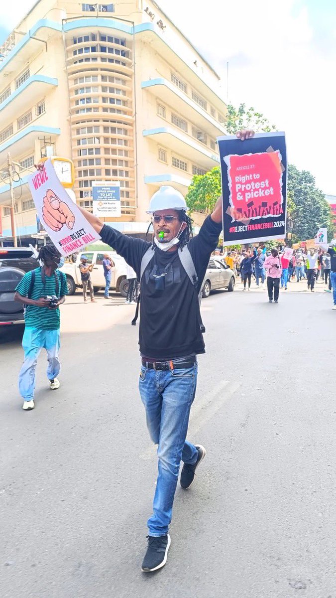 NjeriWaMigwi's tweet photo. Where are our people @WilliamsRuto 

Free our people immediately.

Shad hasn't been seen since yesterday. Franje has just been taken.

Stop the abductions. No retreat No surrender. 

We march at Sunrise

Release Shad
Release Franje

#freeShad #freeFranje
#rejectfinancebill2024 https://t.co/wZP8i05qnF