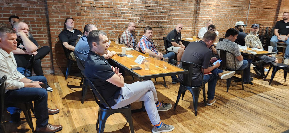 network_phil's tweet photo. Last week's (PA)NUG near Philly was great and a wonderful time to see some friends!

Thanks Dwight Mohry for hosting and great to see @scottrobohn @andylapteff @Drew_CM &amp; @RonWinward

@us_nua @kentikinc 

Check here for an event near you ---> https://t.co/5X5FgetreS https://t.co/LqqTVfQ7zt