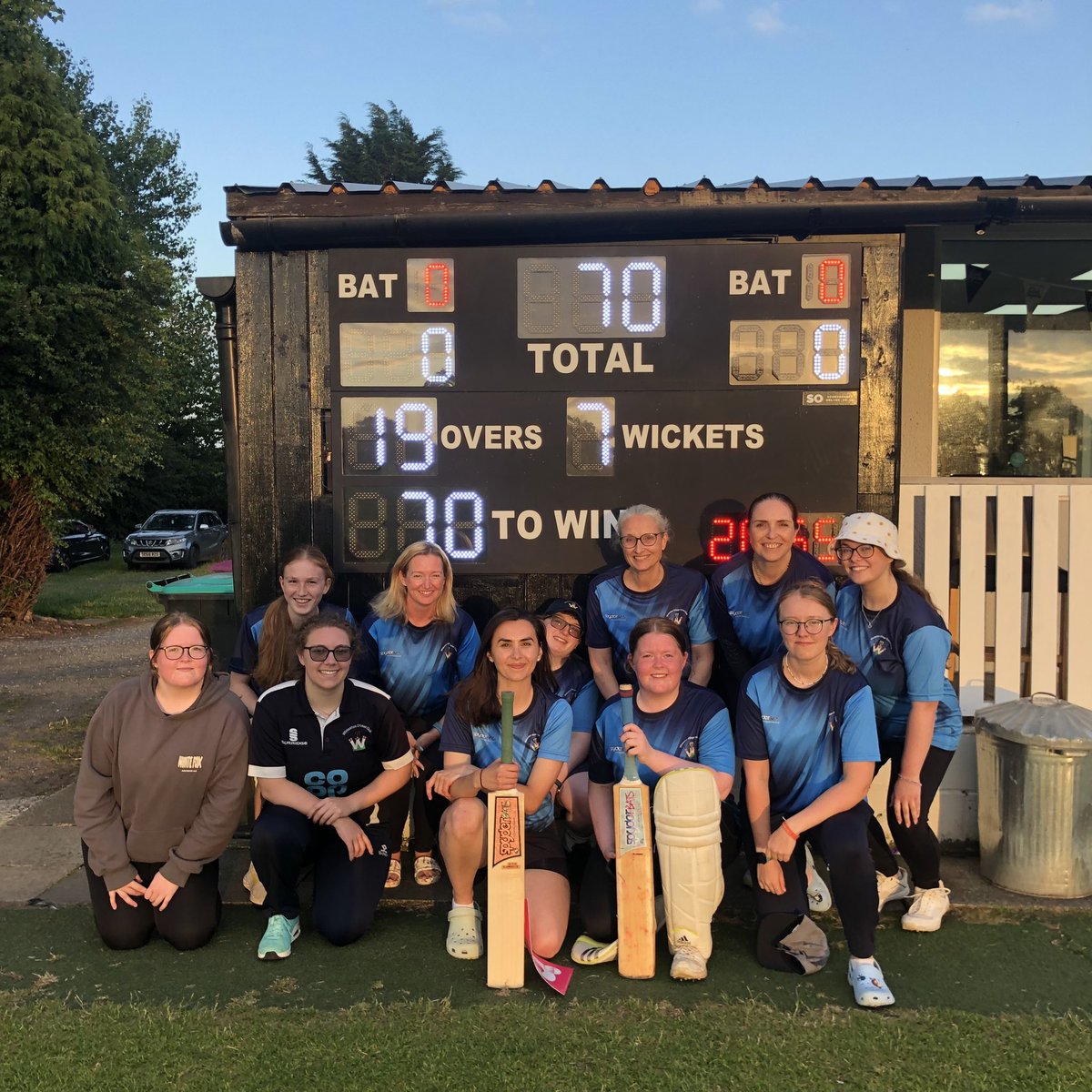 The ladies hardball team is currently sitting top of the league after a thriller vs Kingsley last night, chasing down the total with 3 balls to spare 😬👏👏